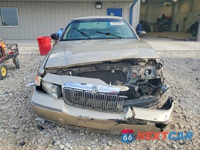 Piąte zdjęcie samochodu w środku: 1999 MERCURY GRAND MARQUIS LS VIN:2MEFM75W2XX718647 - miniatura