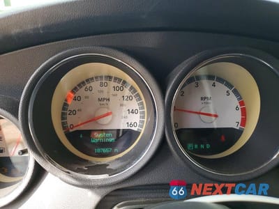 Zdjęcie 9 z 12 samochodu: 2008 DODGE CHARGER R VIN:2B3LA53H68H126736 - miniatura