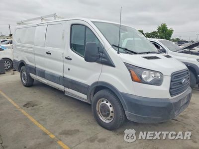 Czwarte zdjęcie samochodu z boku: 2019 FORD TRANSIT T-250 VIN:1FTYR2ZM5KKB10852 - miniatura