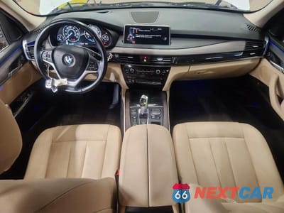Zdjęcie 8 z 13 samochodu: 2016 BMW X5 XDR40E VIN:5UXKT0C58G0S78614 - miniatura