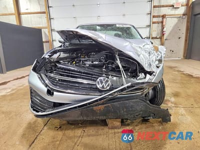 Piąte zdjęcie samochodu w środku: 2024 VOLKSWAGEN JETTA SE VIN:3VWEM7BU5RM055411 - miniatura