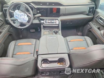Zdjęcie 8 z 12 samochodu: 2025 GMC SIERRA K2500 AT4 VIN:1GT4UPE71SF288471 - miniatura