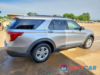 Trzecie zdjęcie samochodu z tyłu: 2020 FORD EXPLORER XLT VIN:1FMSK8DH9LGC00805 - miniatura