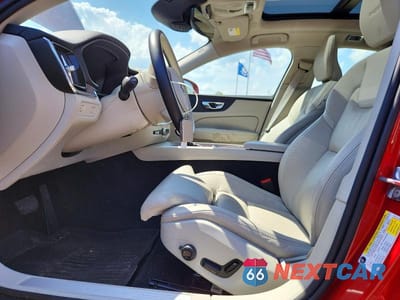 Zdjęcie 7 z 12 samochodu: 2019 VOLVO S60 T6 INSCRIPTION VIN:7JRA22TL1KG013013 - miniatura