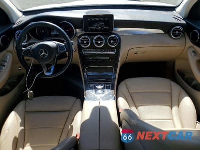 Zdjęcie 8 z 13 samochodu: 2019 MERCEDES-BENZ GLC 300 VIN:WDC0G4JB1KF590495 - miniatura