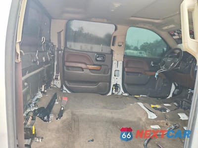 Zdjęcie 10 z 12 samochodu: 2018 CHEVROLET SILVERADO K1500 HIGH COUNTRY VIN:3GCUKTEJ5JG237773 - miniatura