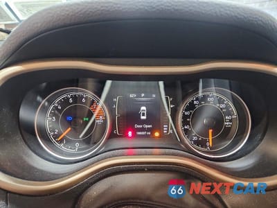 Zdjęcie 9 z 13 samochodu: 2016 JEEP CHEROKEE LATITUDE VIN:1C4PJMCS4GW175441 - miniatura