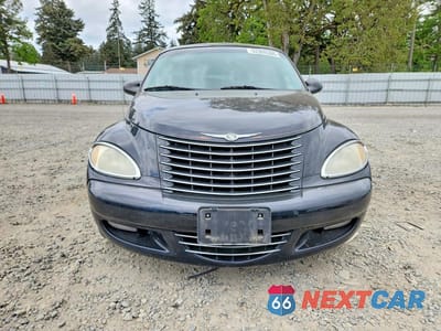 Piąte zdjęcie samochodu w środku: 2004 CHRYSLER PT CRUISER LIMITED VIN:3C8FY68874T223529 - miniatura