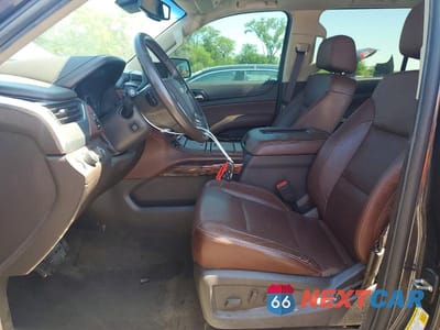 Zdjęcie 7 z 13 samochodu: 2017 CHEVROLET SUBURBAN K1500 PREMIER VIN:1GNSKJKC7HR308281 - miniatura