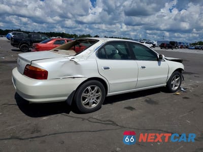 Trzecie zdjęcie samochodu z tyłu: 2001 ACURA 3.2TL VIN:19UUA56671A026860 - miniatura