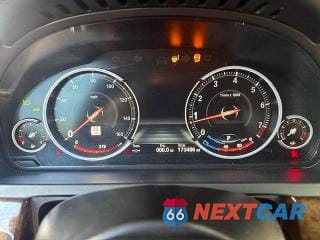 Zdjęcie 9 z 15 samochodu: 2015 BMW 750 XI VIN:WBAYB6C5XFD965910 - miniatura