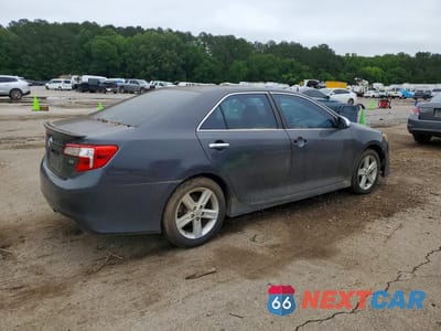 Trzecie zdjęcie samochodu z tyłu: 2012 TOYOTA CAMRY SE VIN:4T1BF1FK4CU128546 - miniatura