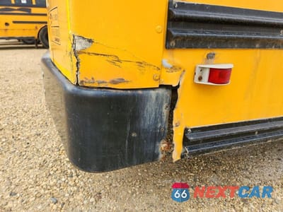 Zdjęcie 9 z 10 samochodu: 2011 GMC SAVANA CUT - SCHOOL BUS VIN:1GD373BG8B1173200 - miniatura