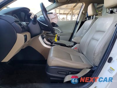 Zdjęcie 7 z 12 samochodu: 2014 HONDA ACCORD TOURING VIN:1HGCR3F94EA036626 - miniatura