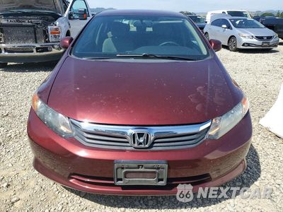 Piąte zdjęcie samochodu w środku: 2012 HONDA CIVIC LX VIN:19XFB2F53CE362354 - miniatura