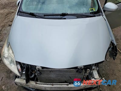 Zdjęcie 11 z 13 samochodu: 2013 TOYOTA PRIUS TWO VIN:JTDKN3DU9D5664492 - miniatura