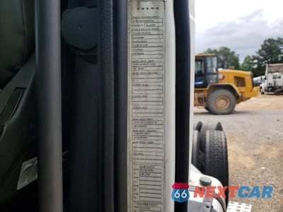 Zdjęcie 10 z 10 samochodu: 2025 VOLVO VNR VIN:4V4WC9EH3SN660354 - miniatura