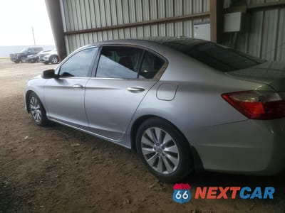 Drugie zdjęcie samochodu z przodu: 2015 HONDA ACCORD EXL VIN:1HGCR2F85FA105956 - miniatura