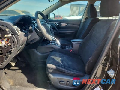 Zdjęcie 7 z 12 samochodu: 2016 NISSAN ROGUE SV VIN:5N1AT2MT0GC883663 - miniatura