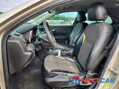 Zdjęcie 7 z 12 samochodu: 2016 CHEVROLET MALIBU LIMITED LT VIN:1G11C5SA1GF121814 - miniatura