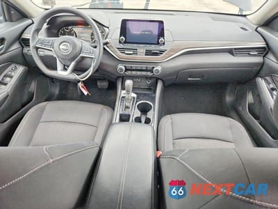 Zdjęcie 8 z 12 samochodu: 2024 NISSAN ALTIMA SV VIN:1N4BL4DV5RN382321 - miniatura