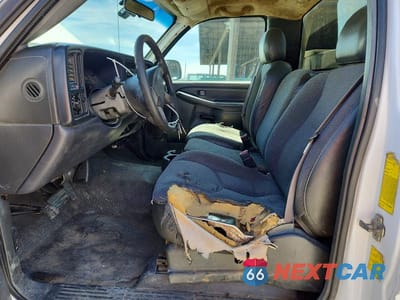 Zdjęcie 7 z 12 samochodu: 2005 CHEVROLET SILVERADO C2500 HEAVY DUTY VIN:1GBHC24U75E215697 - miniatura