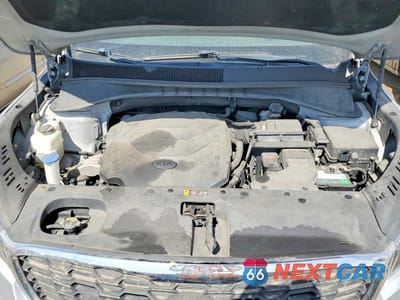 Zdjęcie 11 z 12 samochodu: 2019 KIA SORENTO LX V6 VIN:5XYPGDA51KG572316 - miniatura