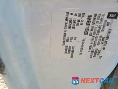 Zdjęcie 13 z 13 samochodu: 2001 CHEVROLET EXPRESS G3500 VIN:1GAHG39R711206082 - miniatura