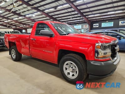 Czwarte zdjęcie samochodu z boku: 2017 CHEVROLET SILVERADO C1500 VIN:1GCNCNEH9HZ107483 - miniatura