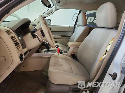 Zdjęcie 7 z 12 samochodu: 2011 FORD ESCAPE HYBRID VIN:1FMCU5K33BKB48877 - miniatura