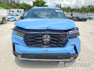 Piąte zdjęcie samochodu w środku: 2025 HONDA PILOT TRAILSPORT VIN:5FNYG1H63SB104483 - miniatura