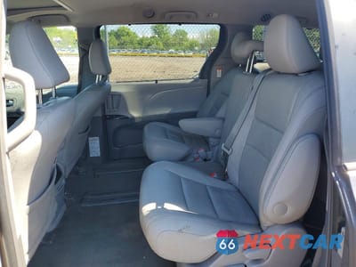 Zdjęcie 11 z 13 samochodu: 2015 TOYOTA SIENNA XLE 8-PASSENGER VIN:5TDYK3DC3FS671333 - miniatura