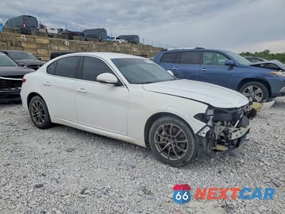 Czwarte zdjęcie samochodu z boku: 2020 ALFA ROMEO GIULIA VIN:ZARFANAN3L7630417 - miniatura