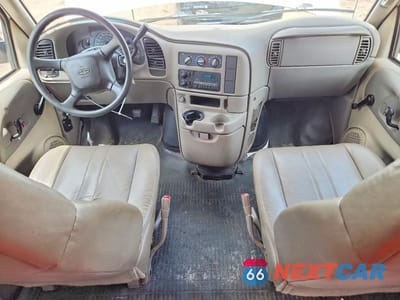 Zdjęcie 8 z 13 samochodu: 2004 CHEVROLET ASTRO VIN:1GCDM19X94B105822 - miniatura