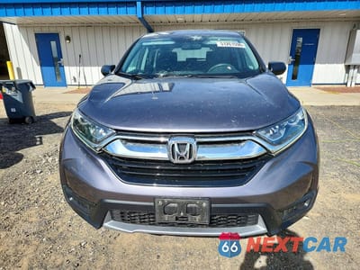 Piąte zdjęcie samochodu w środku: 2019 HONDA CR-V LX VIN:2HKRW6H36KH202354 - miniatura