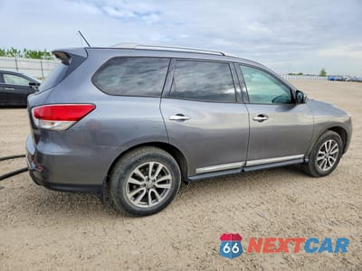 Trzecie zdjęcie samochodu z tyłu: 2016 NISSAN PATHFINDER S VIN:5N1AR2MM2GC668311 - miniatura