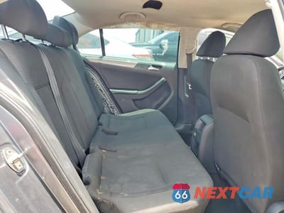 Zdjęcie 10 z 12 samochodu: 2016 VOLKSWAGEN JETTA SE VIN:3VWD67AJ3GM232094 - miniatura