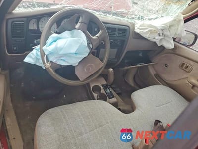 Zdjęcie 8 z 12 samochodu: 2001 TOYOTA TACOMA PRERUNNER VIN:5TENM92N81Z879739 - miniatura