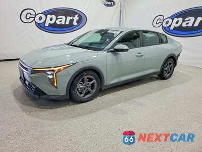 2025 KIA K4 LXS 3KPFT4DE7SE099148 - główne zdjęcie licytacji z USA - miniatura