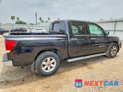 Trzecie zdjęcie samochodu z tyłu: 2014 NISSAN TITAN SV VIN:1N6BA0ED8EN519497 - miniatura