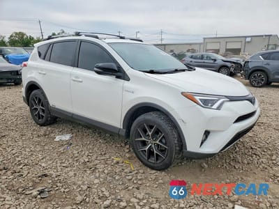 Czwarte zdjęcie samochodu z boku: 2017 TOYOTA RAV4 HV SE VIN:JTMJJREV6HD086607 - miniatura