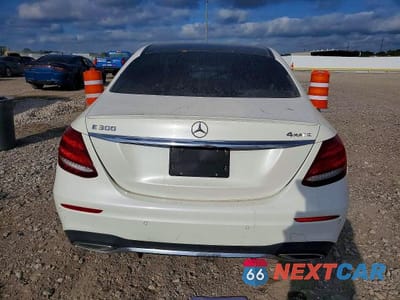 Zdjęcie 6 z 12 samochodu: 2017 MERCEDES-BENZ E 300 4MATIC VIN:WDDZF4KB0HA162122 - miniatura