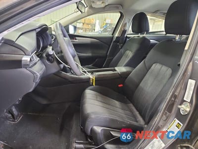 Zdjęcie 7 z 12 samochodu: 2018 MAZDA 6 SPORT VIN:JM1GL1UM0J1328670 - miniatura