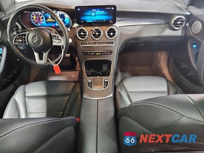 Zdjęcie 8 z 14 samochodu: 2021 MERCEDES-BENZ GLC 300 4MATIC VIN:W1N0G8EB1MF882182 - miniatura
