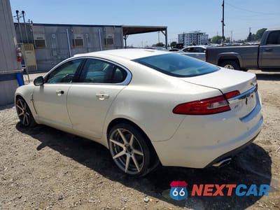 Drugie zdjęcie samochodu z przodu: 2010 JAGUAR XF PREMIUM VIN:SAJWA0GB7ALR49366 - miniatura