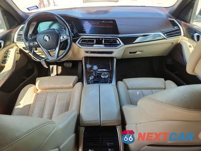 Zdjęcie 8 z 13 samochodu: 2019 BMW X5 XDRIVE40I VIN:5UXCR6C5XKLK85383 - miniatura