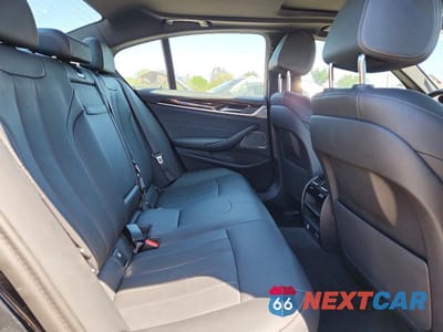 Zdjęcie 10 z 12 samochodu: 2023 BMW 530E VIN:WBA13AG0XPCN67524 - miniatura