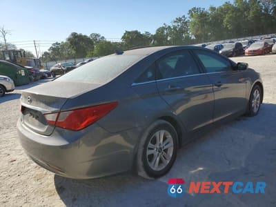 Trzecie zdjęcie samochodu z tyłu: 2013 HYUNDAI SONATA GLS VIN:5NPEB4AC7DH651876 - miniatura