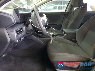 Zdjęcie 7 z 13 samochodu: 2026 KIA K4 LXS VIN:3KPFT4DE7TE302279 - miniatura