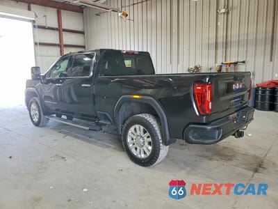 Drugie zdjęcie samochodu z przodu: 2022 GMC SIERRA K2500 DENALI VIN:1GT49RE71NF313077 - miniatura
